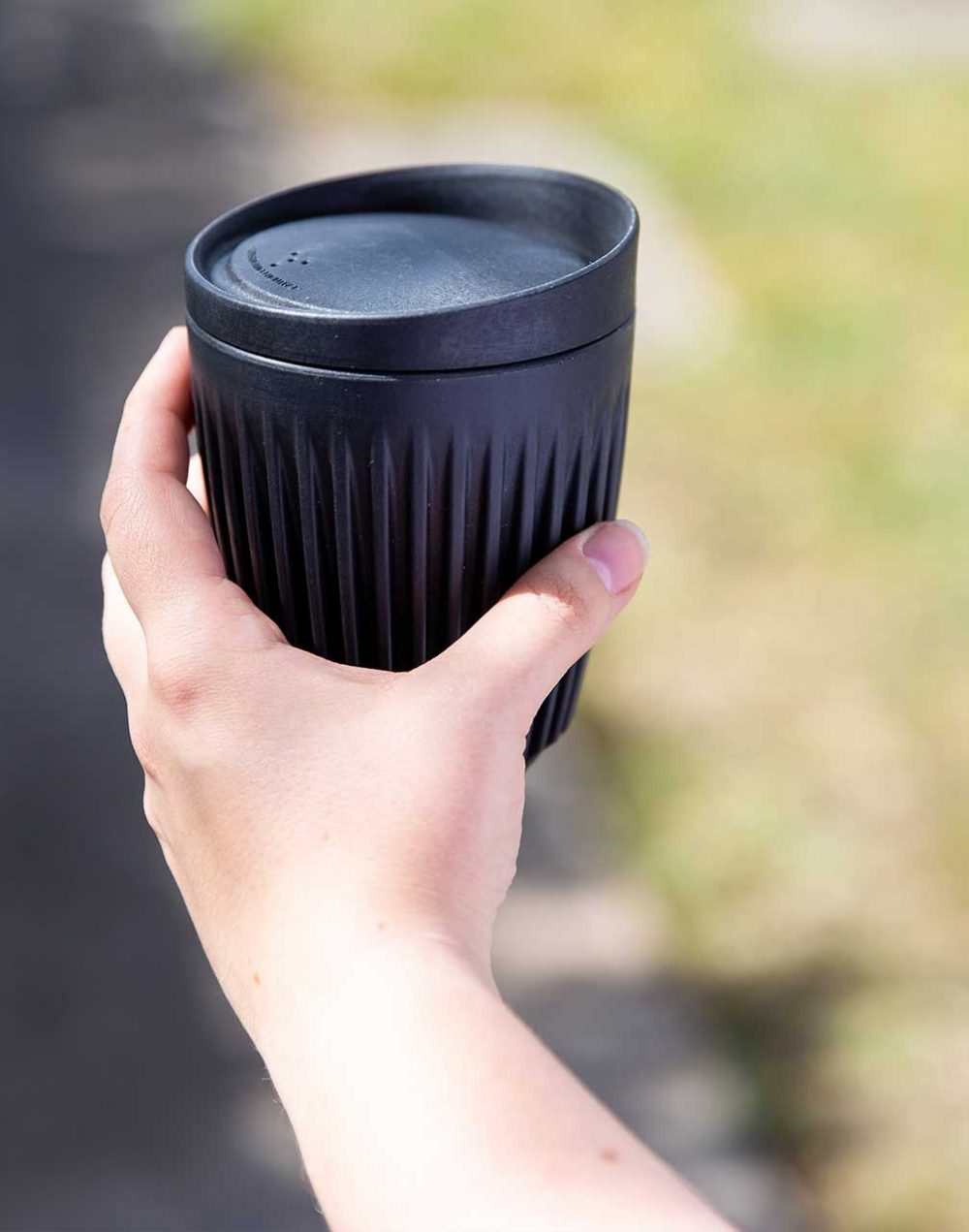 buy-huskee-reusable-travel-coffee-cups-dublin-ireland-to-go-black